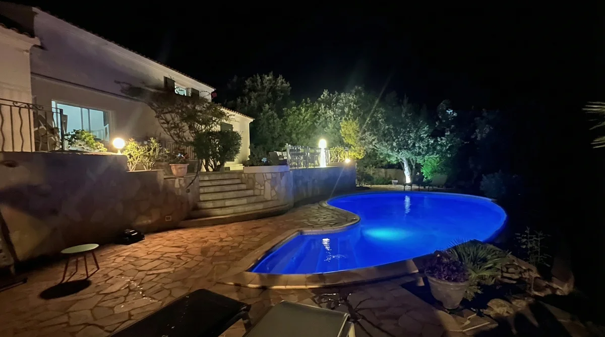 Villa Lova à Cala d'Oro, Solenzara, maison de caractère gérée par Inastia en Corse